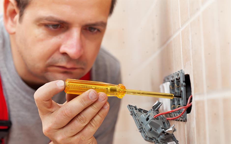 électricien courant faible Paris 1